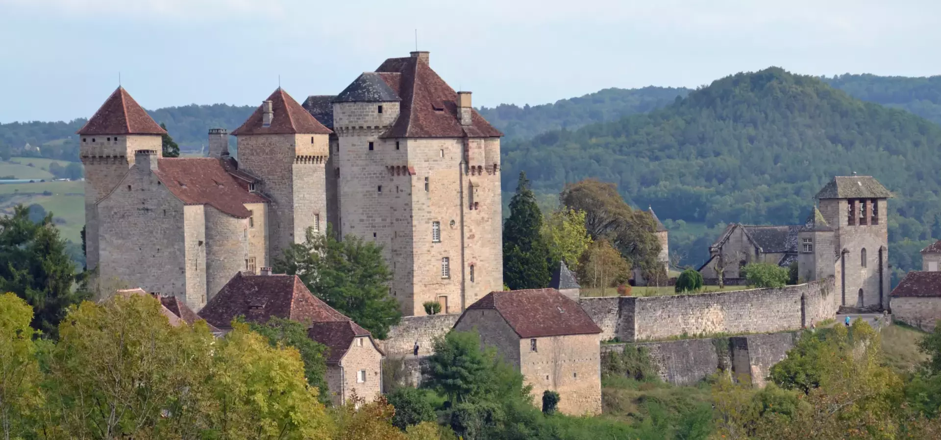 Bienvenue sur le site officiel du PETR Vallée Dordogne Corrézienne (19)
